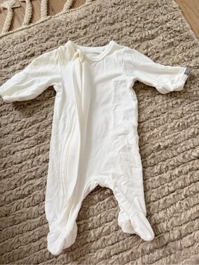 Coccoli Cream Footed One-Piece Sleepsuit
